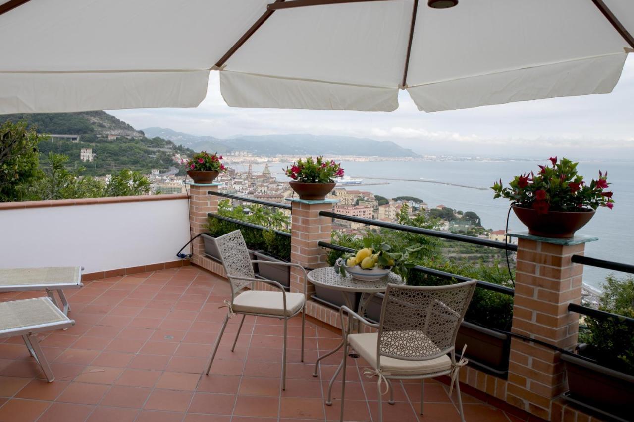 مبيت وإفطار Vietri L'Incanto Amalfi Coast المظهر الخارجي الصورة