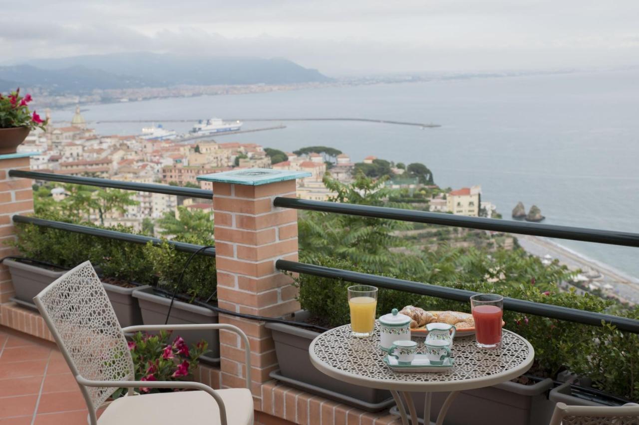 مبيت وإفطار Vietri L'Incanto Amalfi Coast المظهر الخارجي الصورة