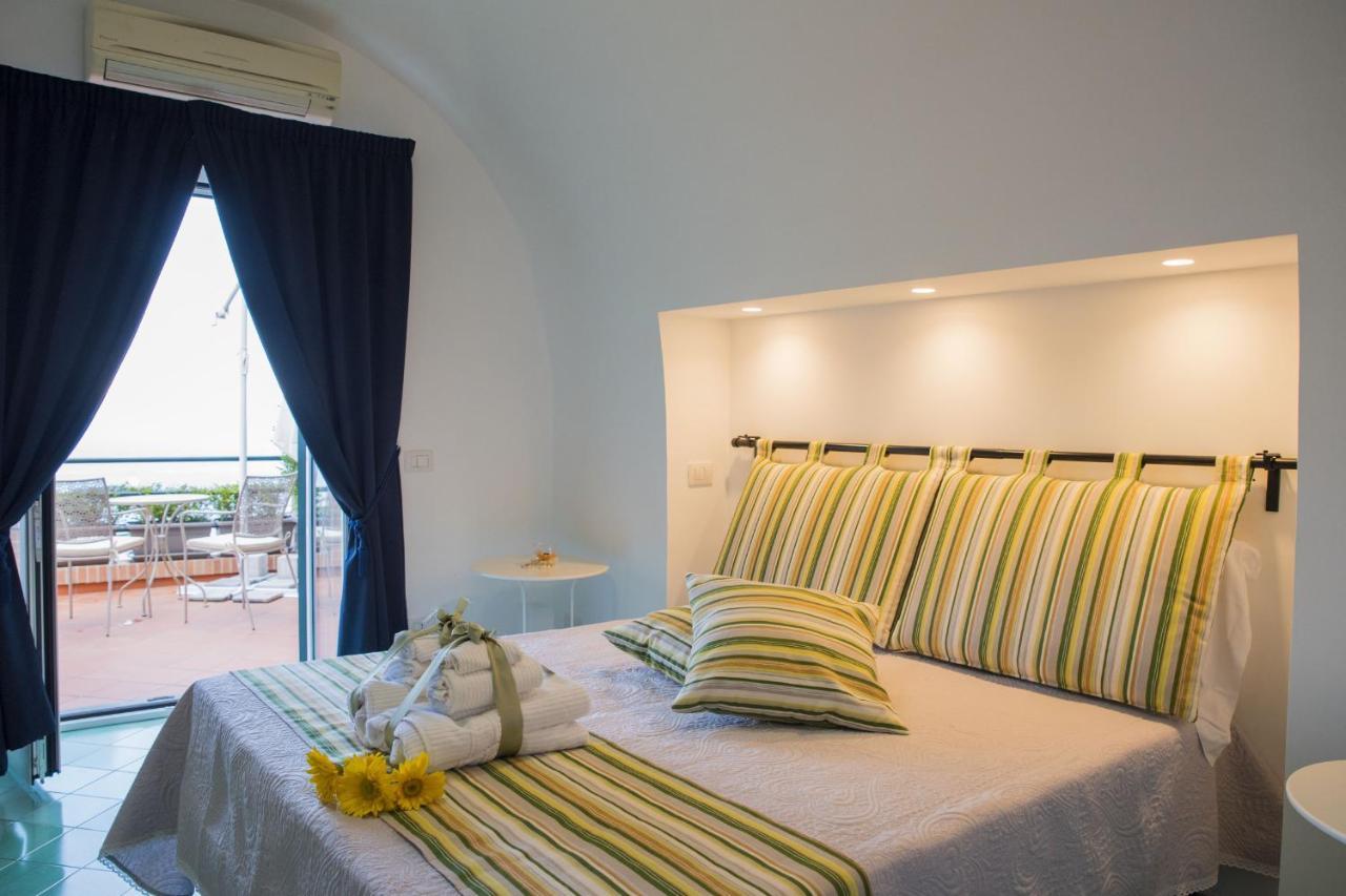 مبيت وإفطار Vietri L'Incanto Amalfi Coast المظهر الخارجي الصورة